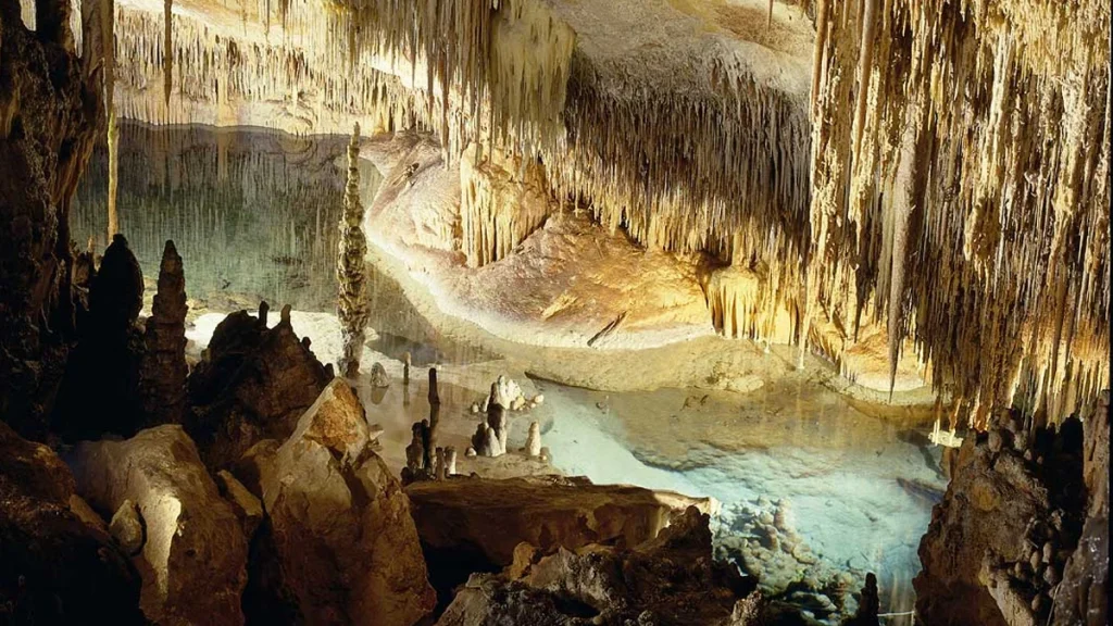 Cuevas del Drach en las islas Baleares